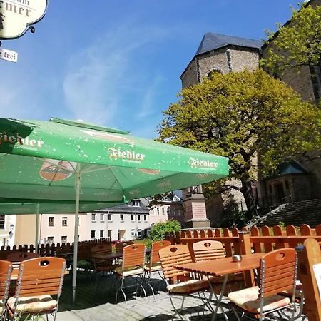 Gaststaette & Pension Zum Tuermer 安娜贝格-布赫霍尔茨 外观 照片